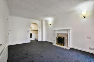 LIVING ROOM- click for photo gallery